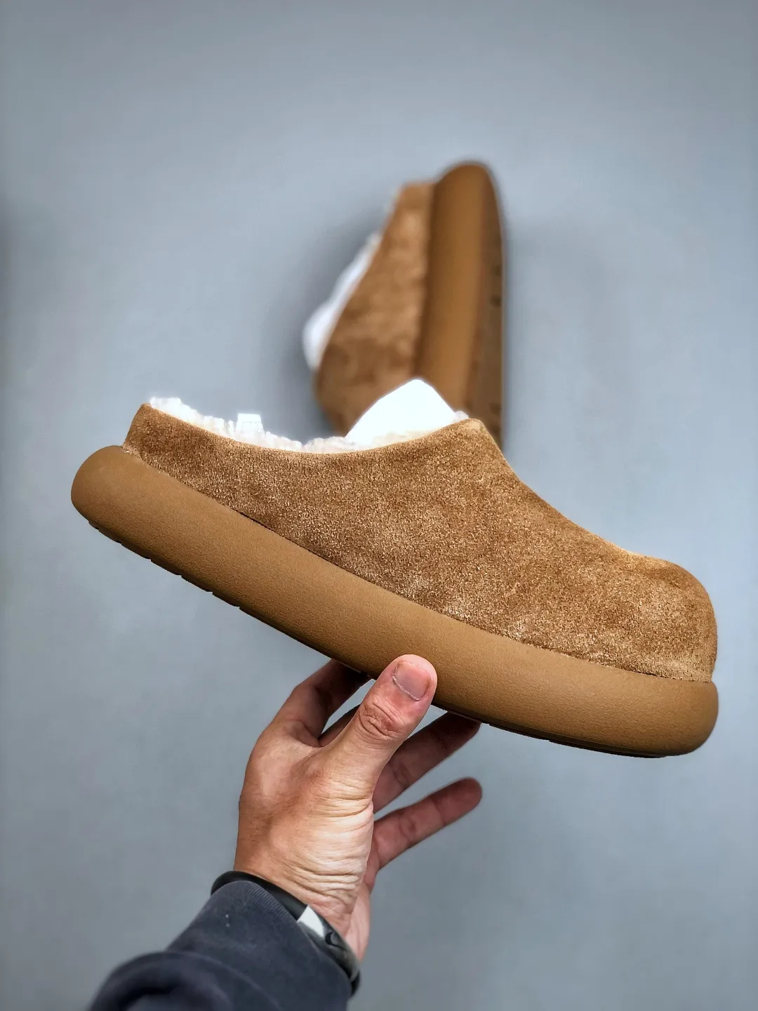 Local self-pickup 💰480 supports store release, the latest official revision and new style! The platform is exclusively for foreign trade UGG Tasman GTX winter neutral small potato snow shoes 1172790 Produced by the ten-year-old brand shoemaking OEM production line. Pay attention to every detail. Longfeng A-grade genuine sheep fur is integrated. Completely built in accordance with the ZP process. Size: 35-40